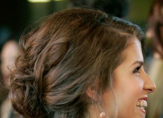 Luce renovada con los más sencillos peinados para pelo largo