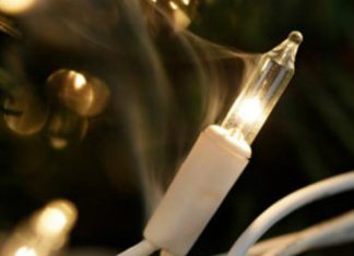 Cuida tu hogar de los accidentes con luces de Navidad