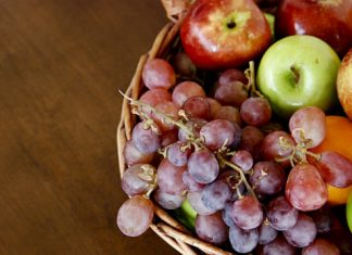 Las frutas enteras frenan la diabetes Las frutas enteras frenan la diabetes