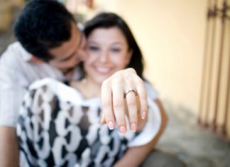 Todo lo que debes saber antes de comprar tu anillo de compromiso Todo lo que debes saber antes de comprar tu anillo de compromiso