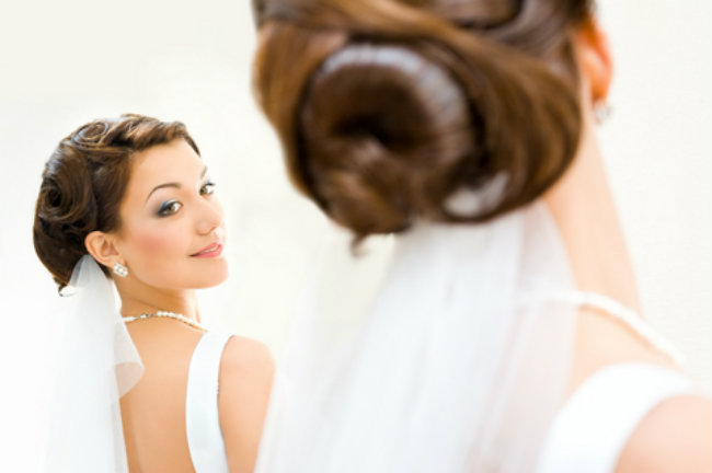 Aspectos a tomar en cuenta antes de elegir el peinado de novia