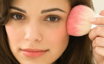 Consejos para aplicarte correctamente la base de maquillaje Consejos para aplicarte correctamente la base de maquillaje