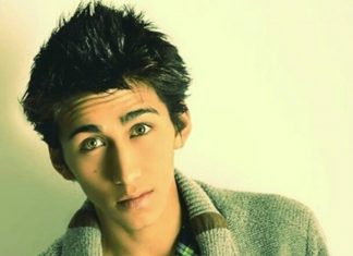 Daniel Lazo presentó su primera canción en “Yo Soy” Daniel Lazo presentó su primera canción en “Yo Soy”