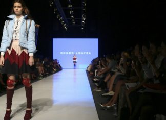 Roger Loayza presentó lo último de su colección en el LIF Week Roger Loayza presentó lo último de su colección en el LIF Week
