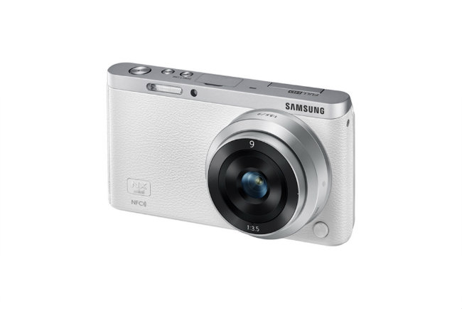 Samsung presenta su nueva cámara NX mini
