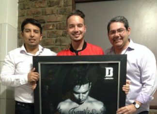 J Balvin recibió disco de oro en Perú