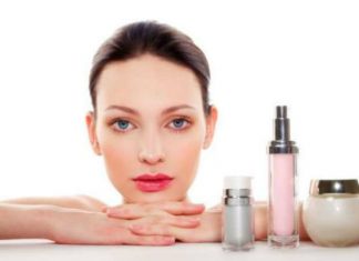 ¿Influyen los cosméticos en las emociones de las mujeres?