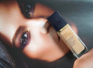 Estée Lauder lanza al mercado su nuevo producto Perfectionist Youth-Infusing Makeup SPF25
