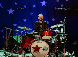 No te pierdas el nuevo álbum de Ringo Starr “Postcards from Paradise”